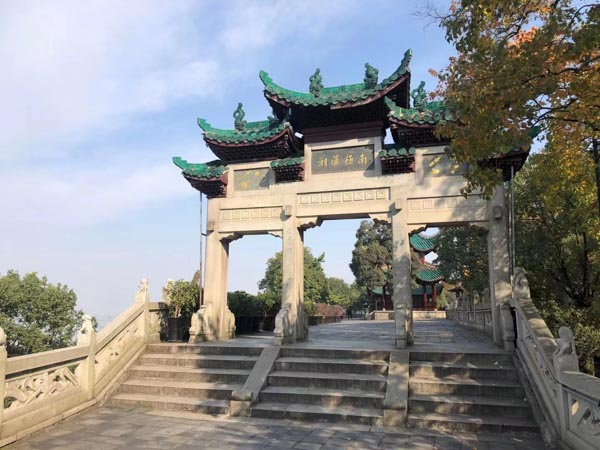 有遺囑卻不能繼承房產(chǎn)，深圳律師咨詢網(wǎng)教你如何處理