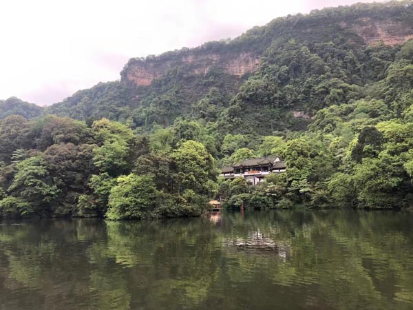 如何在繼承過(guò)程中進(jìn)行文化遺產(chǎn)分割？深圳財(cái)產(chǎn)繼承律師為您解答